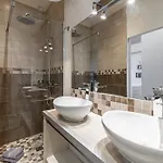 64m2 Face Majestic - 50m Palais & Plages Apartmán *