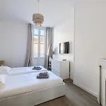 64m2 Face Majestic - 50m Palais & Plages Apartmán *