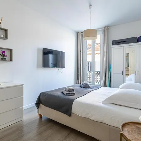 Apartment 64m2 Face Majestic - 50m Palais & Plages *