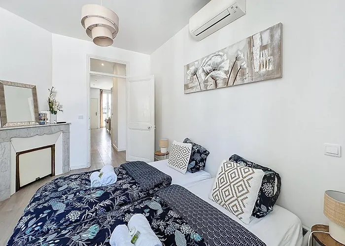 64m2 Face Majestic - 50m Palais & Plages 公寓